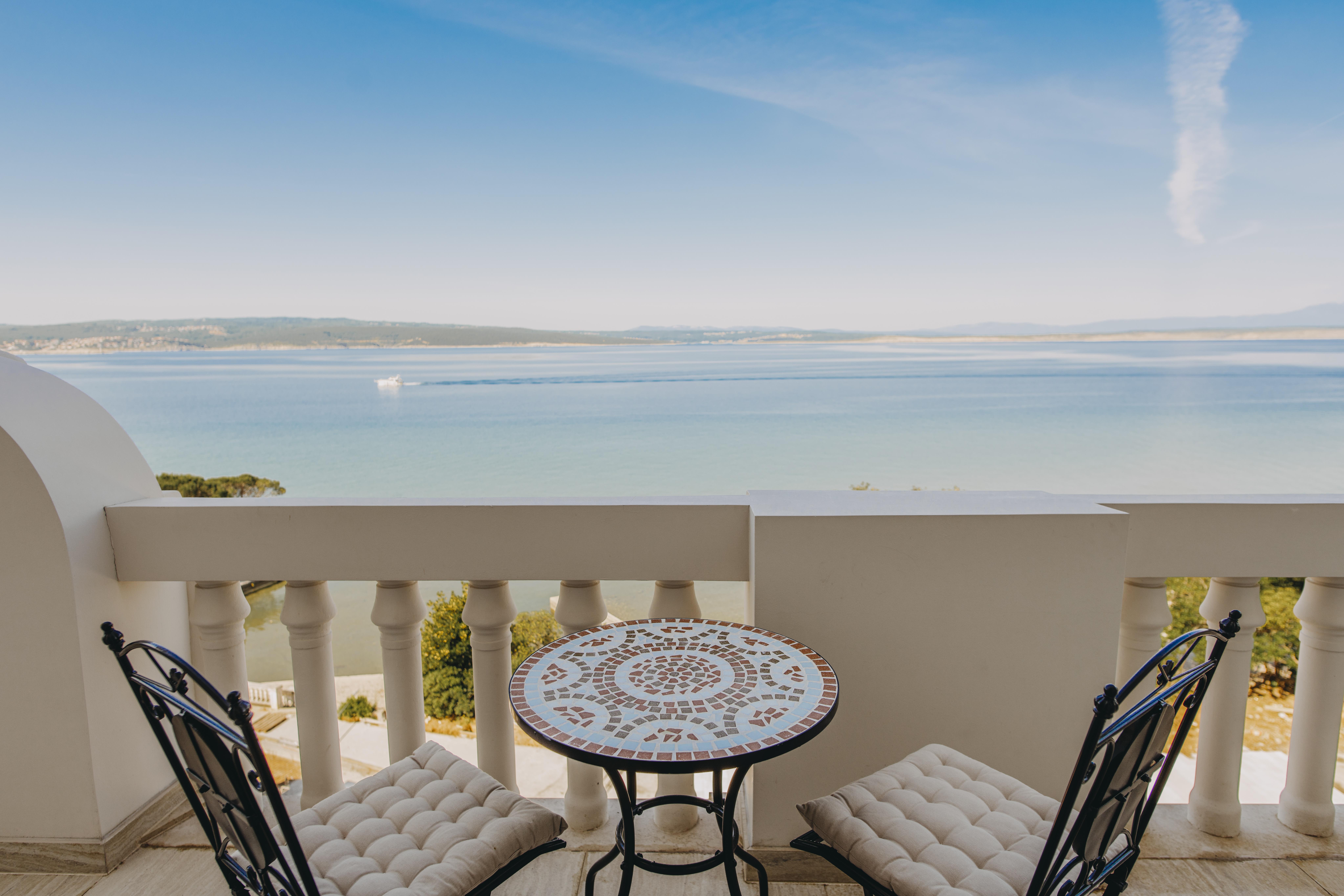 Hotel Miramare ซริกเวนิซา ภายนอก รูปภาพ View of the Gulf of Akaroa from the hotel